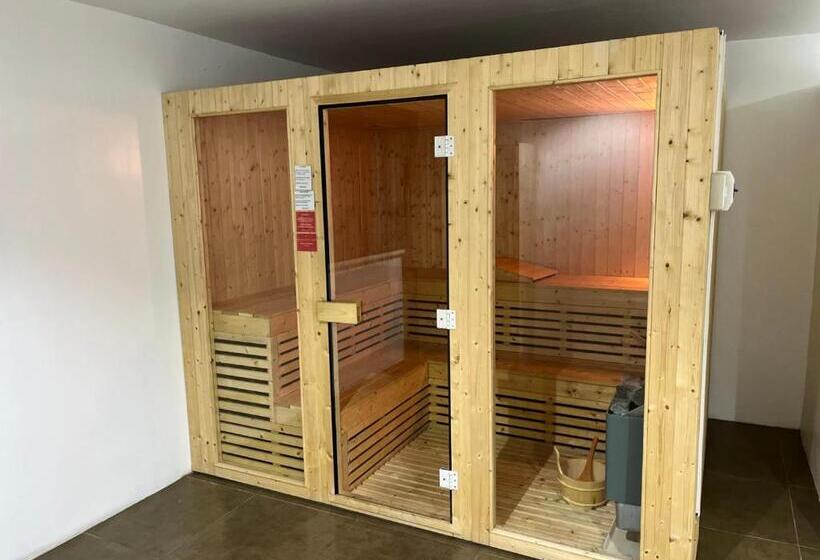 آپارتمان 3 خوابه, 88th Avenue