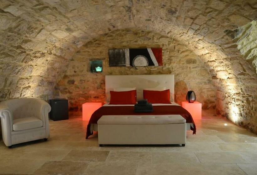 Стандартный Номер Кровать Кинг, Chambre D Hôte Romantique Avec Spa Privatif Domaine Les Nuits Envôutées   Vézénobres