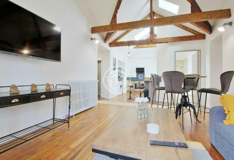 庭の見える１ベッドルームアパートメント, Villa Corina