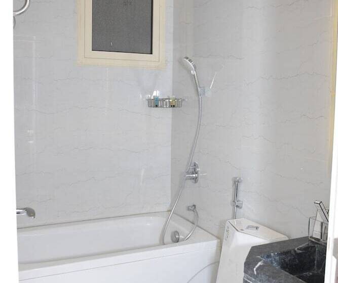 デラックスルーム, Areen Airport