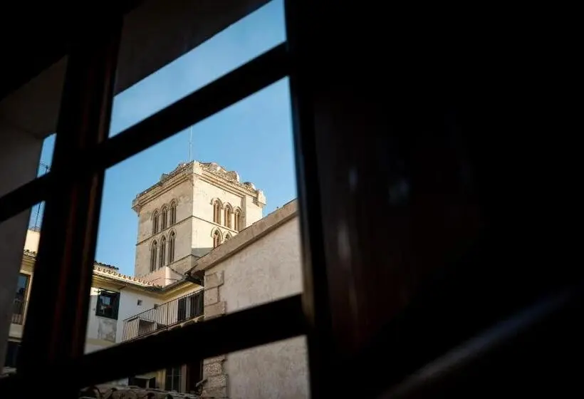 プレミアムルーム, Can Cirera