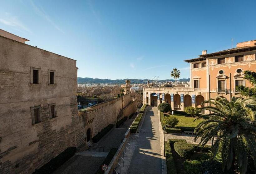 جناح مزود بجاكوزى, Can Cirera