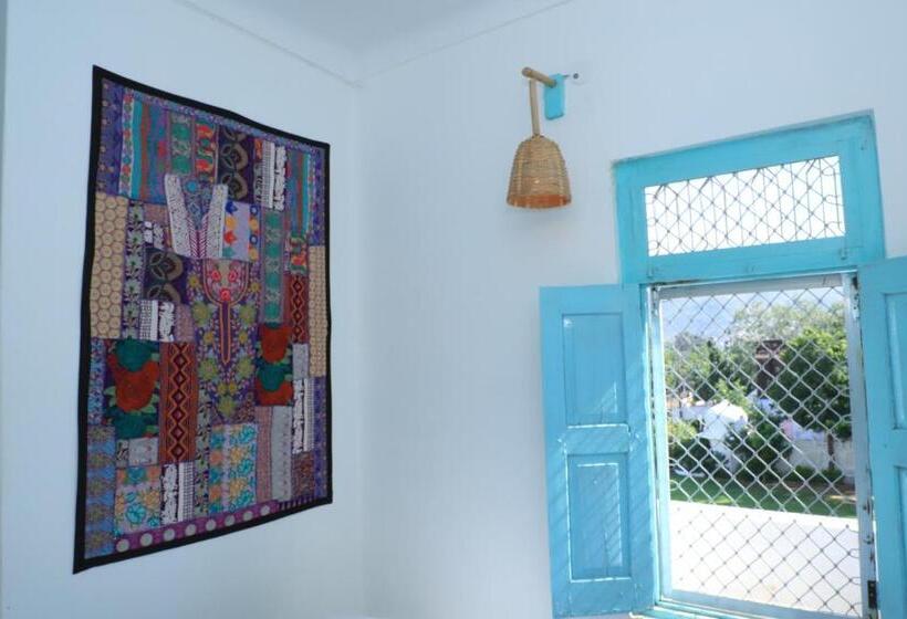 标准房带园景, The Brahma Space