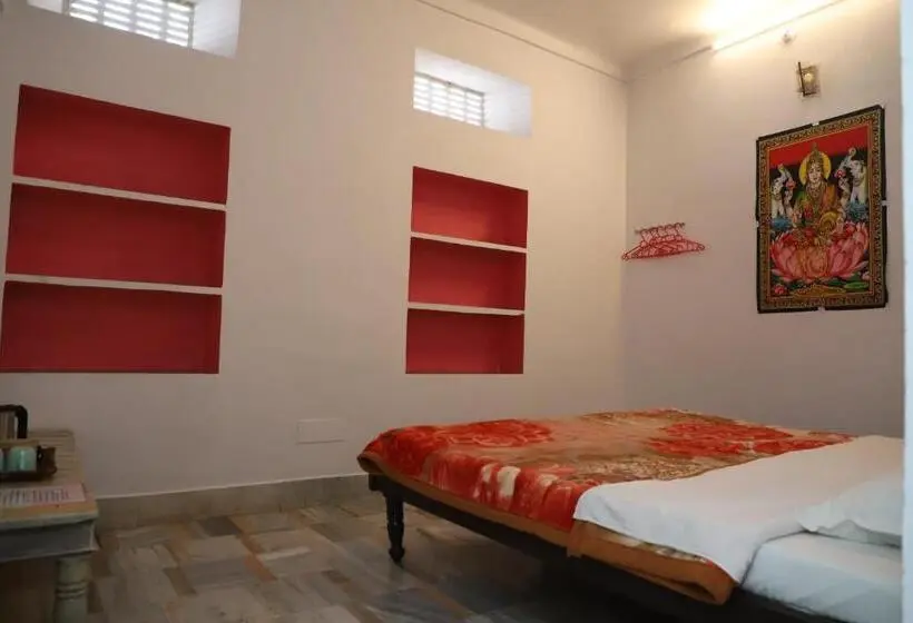 Economy Kamer, The Brahma Space