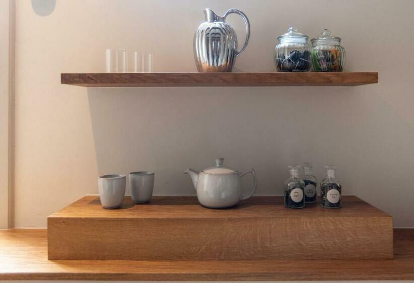 חדר דלוקס, De Bloemgracht