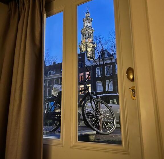 חדר דלוקס, De Bloemgracht