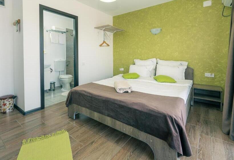 غرفة قياسية مزوَّدة بشُرفة, Casa In Culori Vama Veche