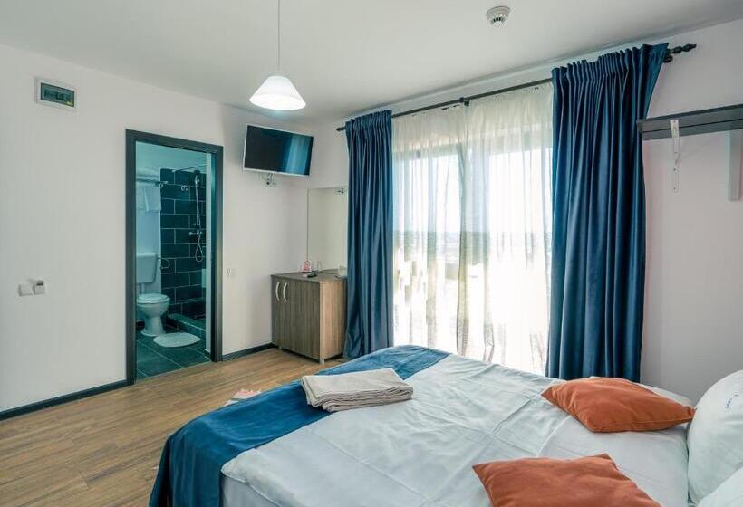 Номер Стандарт с Балконом, Casa In Culori Vama Veche