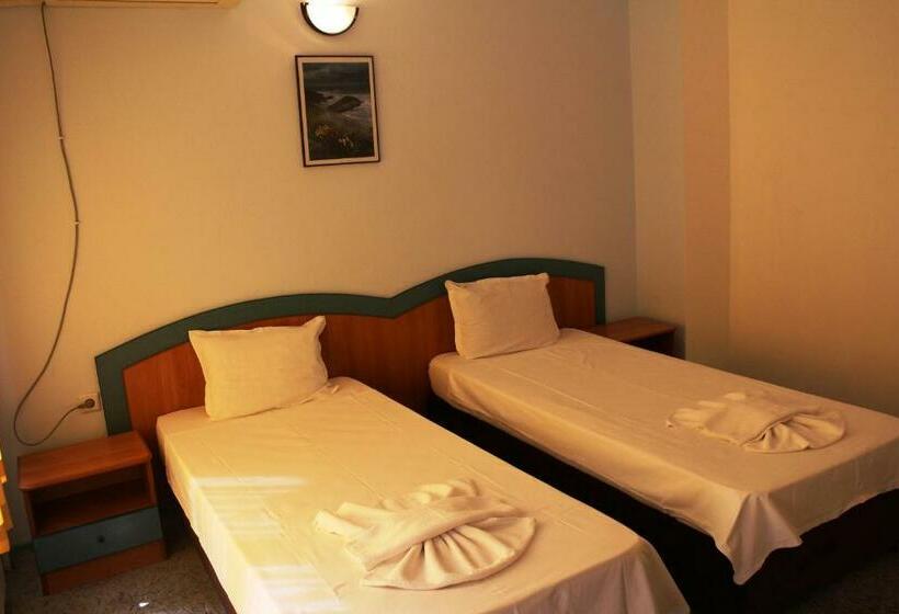 バルコニー付きスタンダードルーム, Guest House Elit