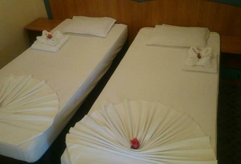 标准间带阳台, Guest House Elit