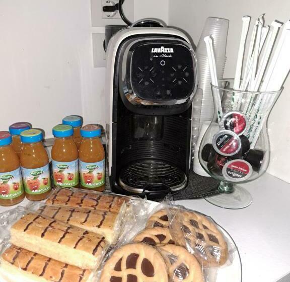 اتاق استاندارد, Martina S House