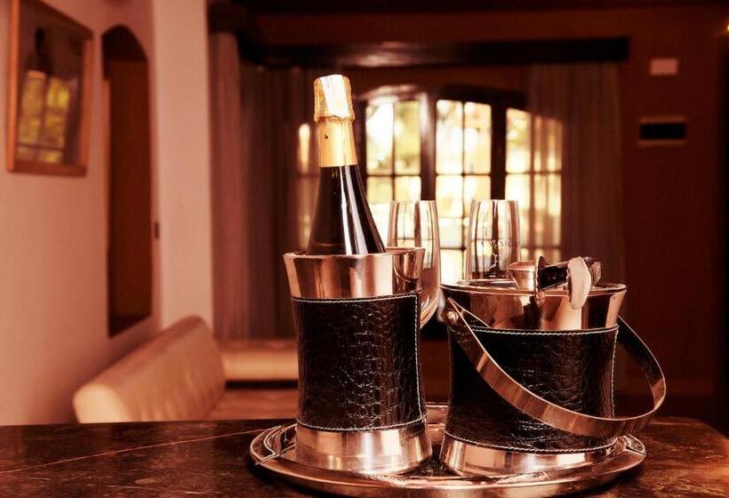 سوییت جونیور با چشمانداز استخر, Sanafir Hotel El Pacha Suites Sharm Adults Only