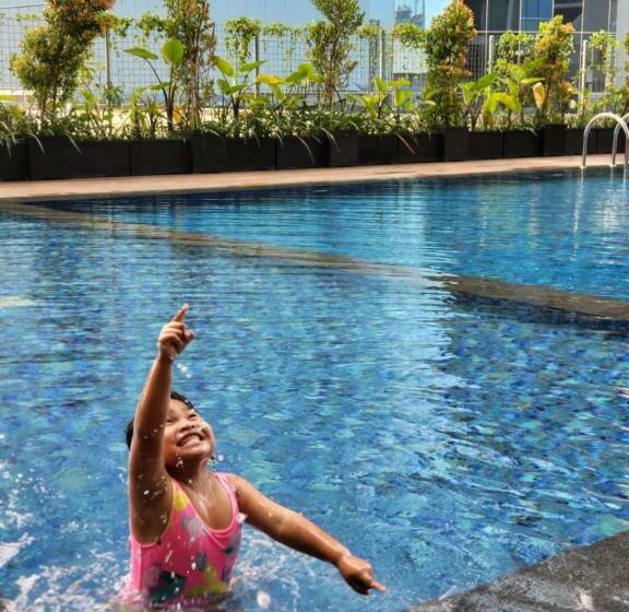 バルコニー付きスタンダードステューディオ, Emka Lodge Studio Room The Vertu Apartemen Ciputra World Surabaya