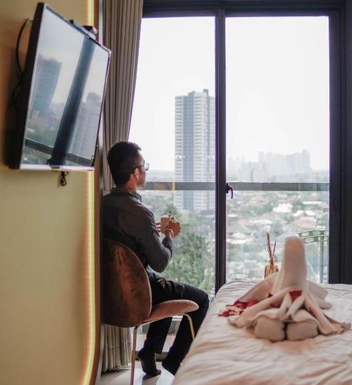 バルコニー付きスタンダードステューディオ, Emka Lodge Studio Room The Vertu Apartemen Ciputra World Surabaya