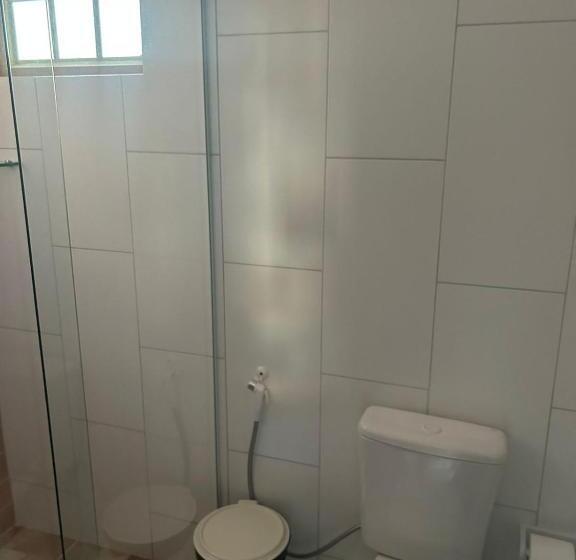 חדר סטנדרט לשלושה עם נוף לבריכה, Paraiso Barra