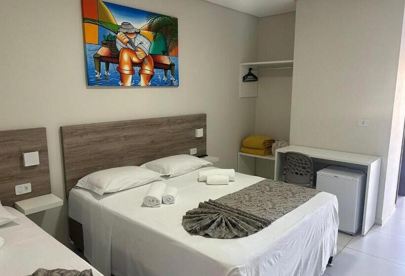 חדר סטנדרט לשלושה עם נוף לבריכה, Paraiso Barra