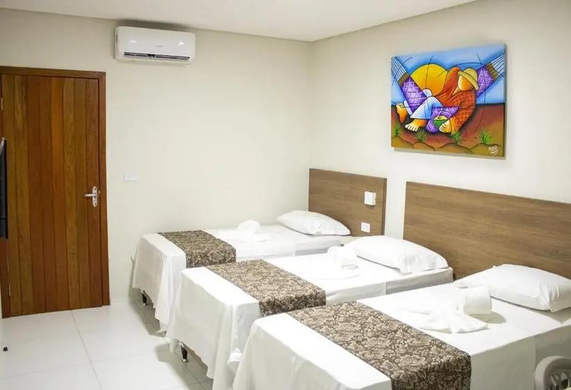 プールの見えるスタンダードトリプルルーム, Paraiso Barra