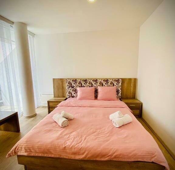 اتاق استاندارد یک نفره, Perla