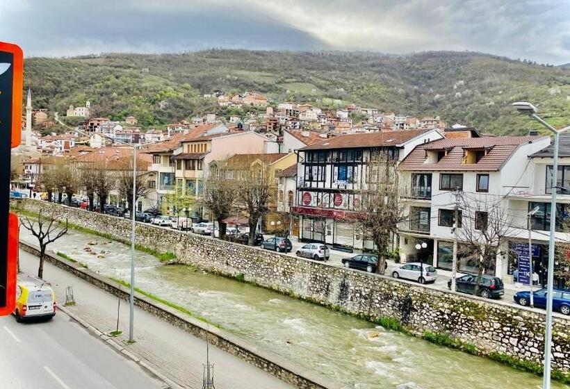 اتاق لوکس چهار تخته, Perla