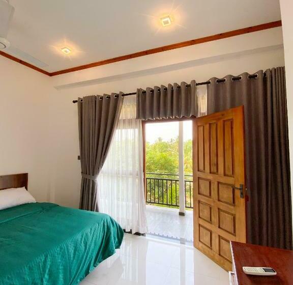 스탠다드 발코니 룸, The Reef Resort