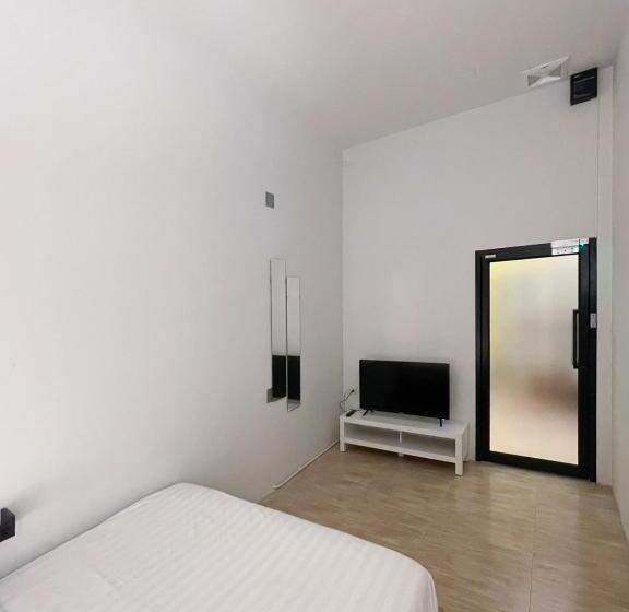 スタンダードルーム, Paknap Hostel