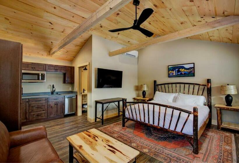 إستوديو قياسى سرير كينج, The Lodge By Sunapee Stays
