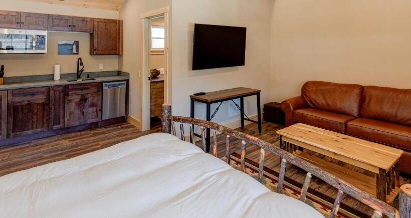 إستوديو قياسى سرير كينج, The Lodge By Sunapee Stays