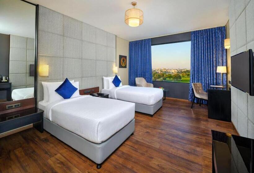 Номер Deluxe, Essentia Luxury Hotel Indore