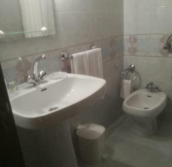 اتاق استاندارد, Casa Luar