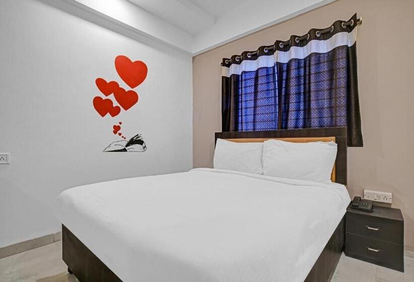 חדר סטנדרט, Collection O The Eternity