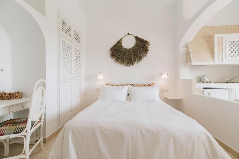 Номер Стандарт, Petunia Ibiza, A Beaumier