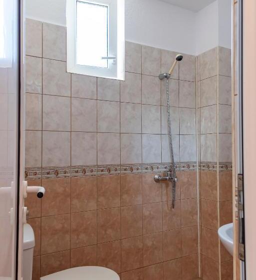 Трехместный Номер Стандарт с Балконом, Gradina