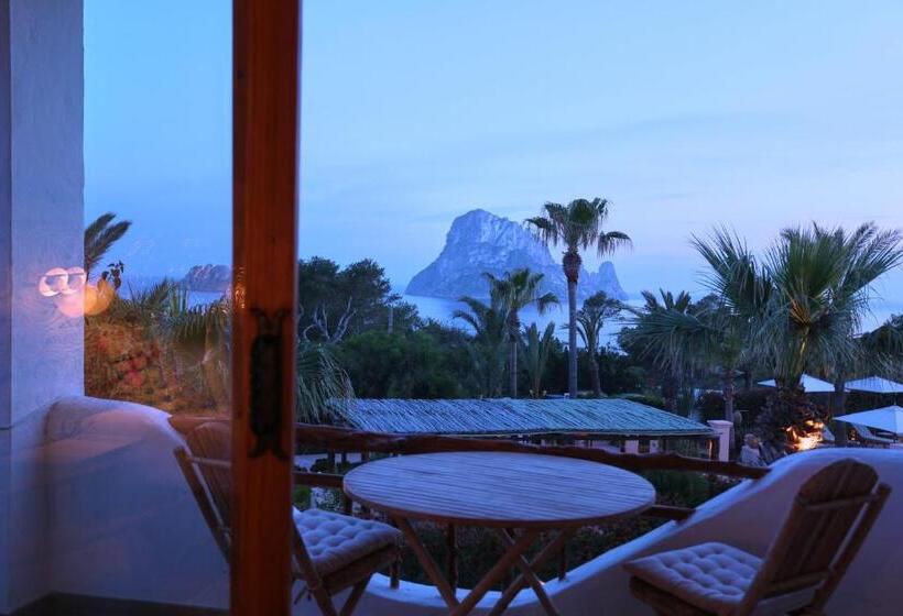 Номер Стандарт Вид на Море с Балконом, Petunia Ibiza, A Beaumier