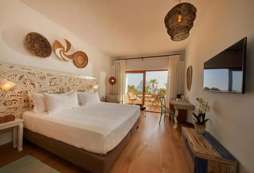 オーシャンビュースタンダードルームバルコニー付き, Petunia Ibiza, A Beaumier