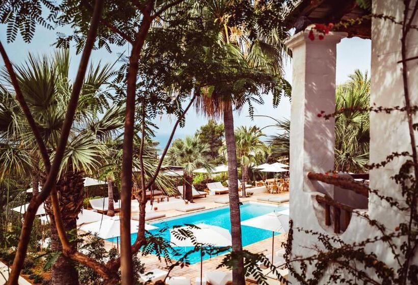 Номер Стандарт Вид на Море с Балконом, Petunia Ibiza, A Beaumier