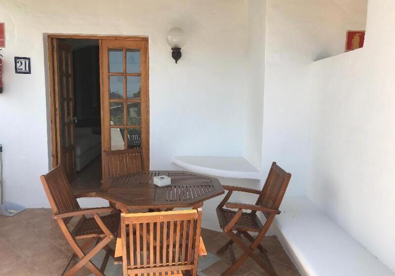 Номер Стандарт, Petunia Ibiza, A Beaumier