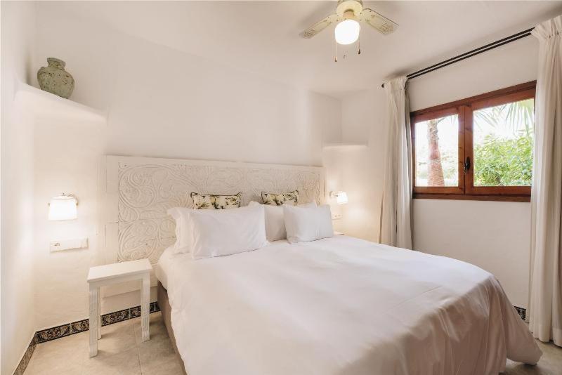 Номер Стандарт, Petunia Ibiza, A Beaumier