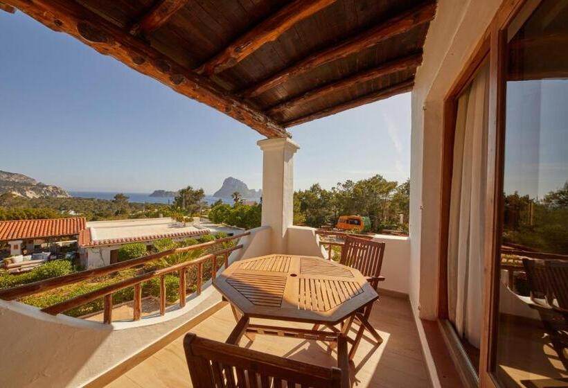 Люкс Вид на Море, Petunia Ibiza, A Beaumier