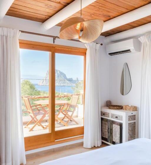 Люкс Deluxe Вид на Море, Petunia Ibiza, A Beaumier