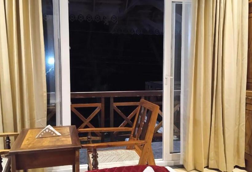 Номер Deluxe, Cherai Beach View Heritage