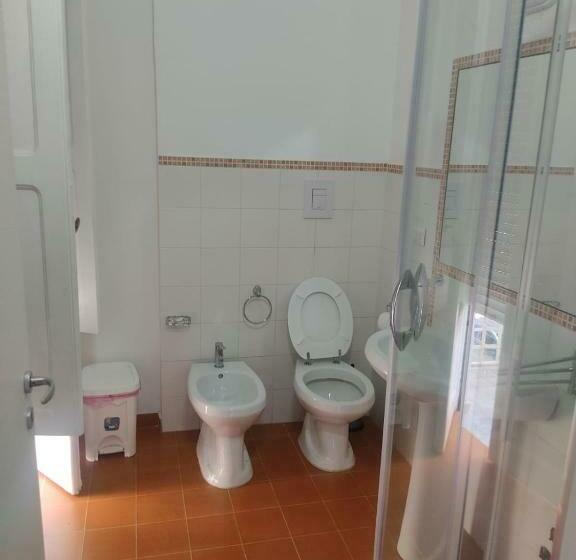 اتاق لوکس با بالکن و چشمانداز دریا, B&b Le Muse