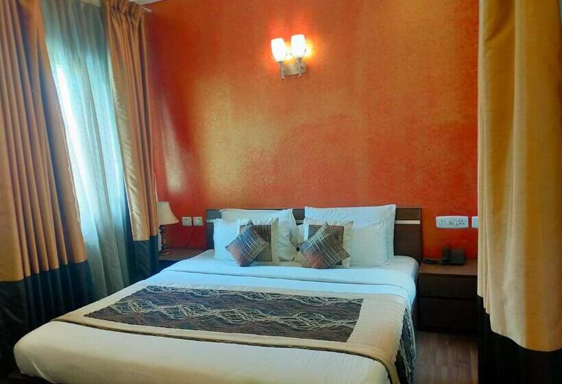 חדר סופריור נוף לעיר, Amisa Golf Course Road Mg Road