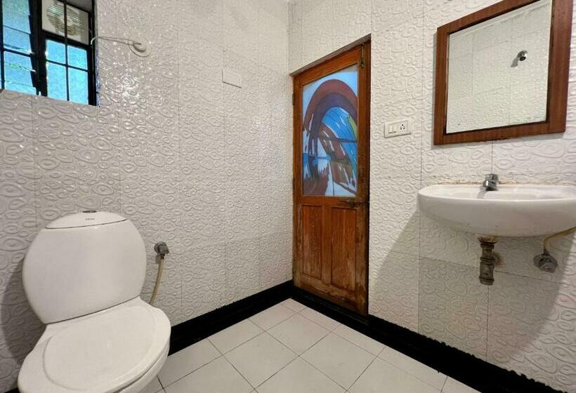 חדר דלוקס, Baga Beach Myron