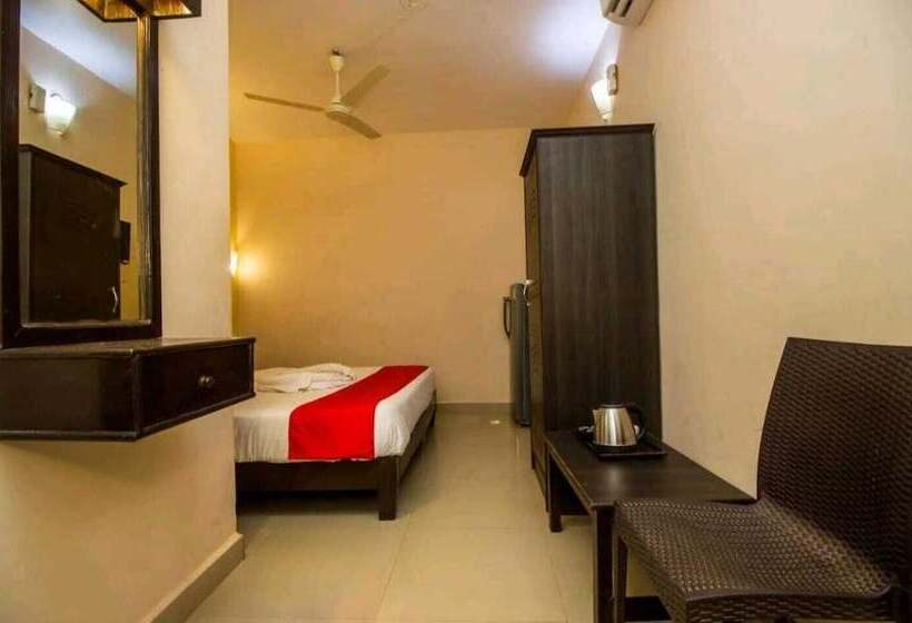 חדר דלוקס, Baga Beach Myron