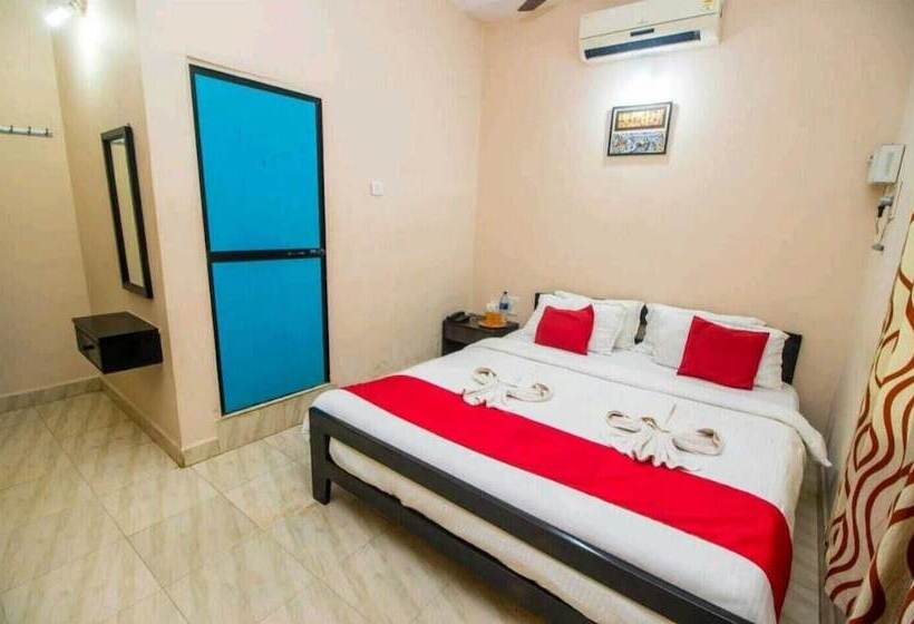 חדר דלוקס, Baga Beach Myron