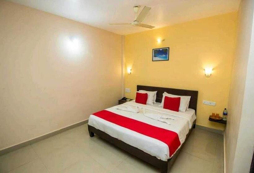 חדר דלוקס, Baga Beach Myron