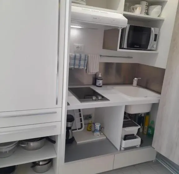 اتاق استاندارد, Studio 25 M Manganao Joela 4 Personnes Avec Machine A Laver