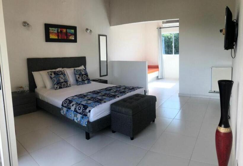 اتاق استاندارد, Zakú