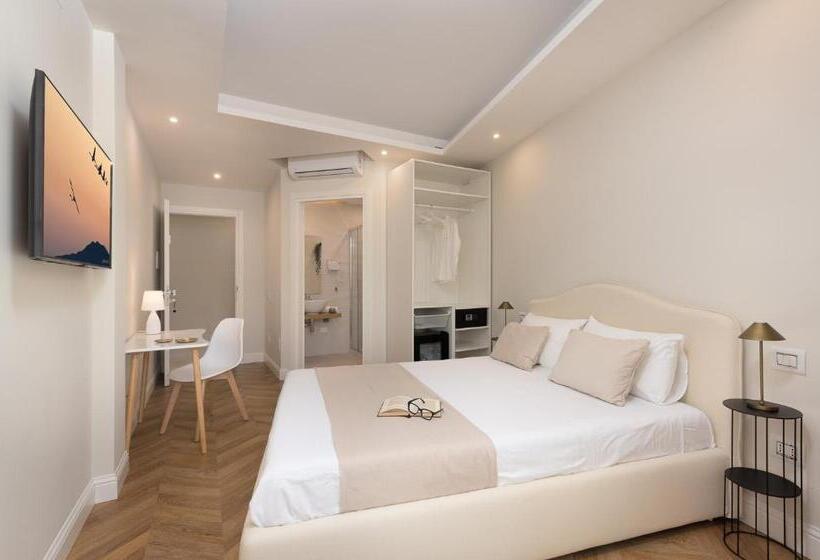 Quarto Estandar Cama King, Télos Rooms