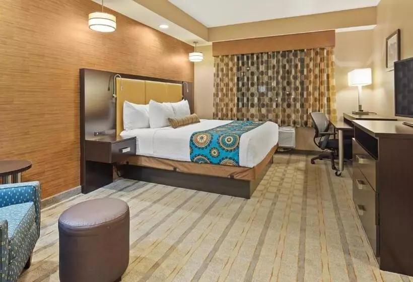 キングサイズベッドのデラックスルーム, Best Western Plus Miami Executive Airport Hotel And Suites